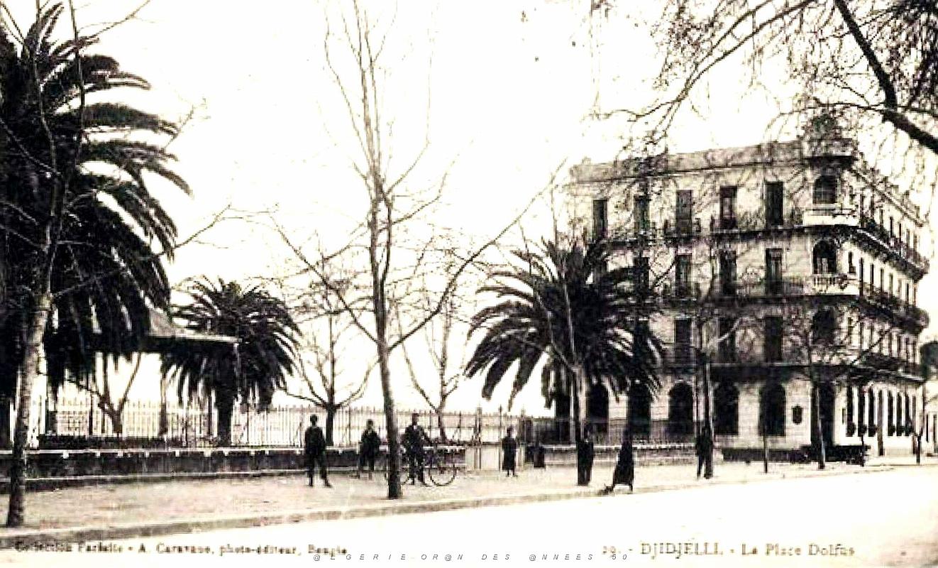 Djidjelli - Place Dolfus.jpg